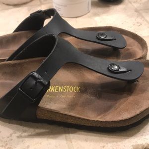 Birkenstock Gizeh - Black - Size 38